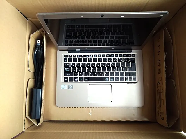 お預かりした ACER Aspire S3 S3-391-H34D(500GB) の実機
