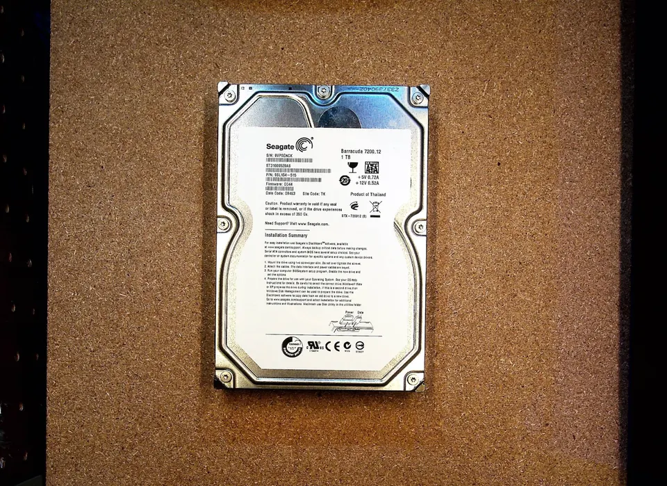 お預かりした SEAGATE Barracuda 7200.12(1.0TB) の実機