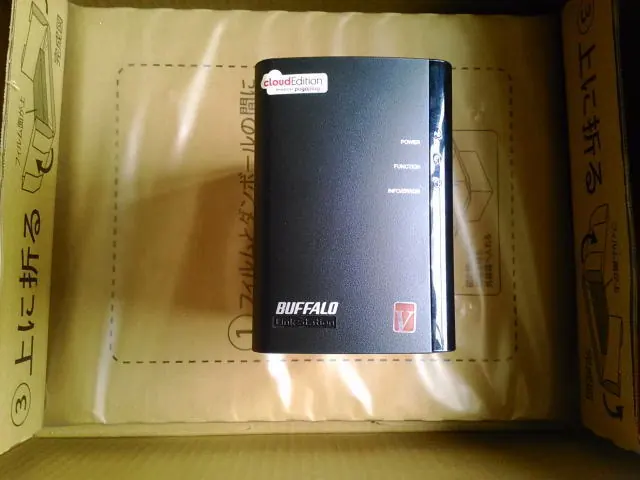 お預かりした BUFFALO CloudStor CS-WV/1D(2.0TB) の実機