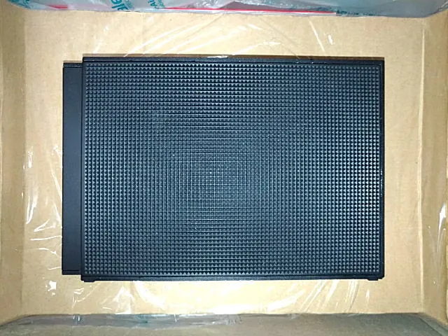 お預かりした I-O DATA EX-HD2CZ(2.0TB) の実機