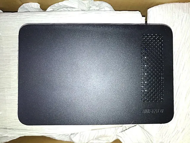 お預かりした BUFFALO HD-NRLC2.0-B(2.0TB) の実機