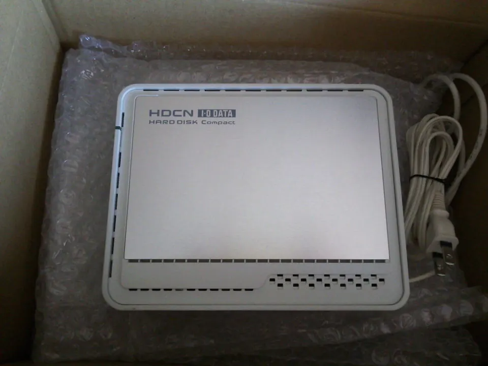 お預かりした I-O DATA HDCN-U500(500GB) の実機