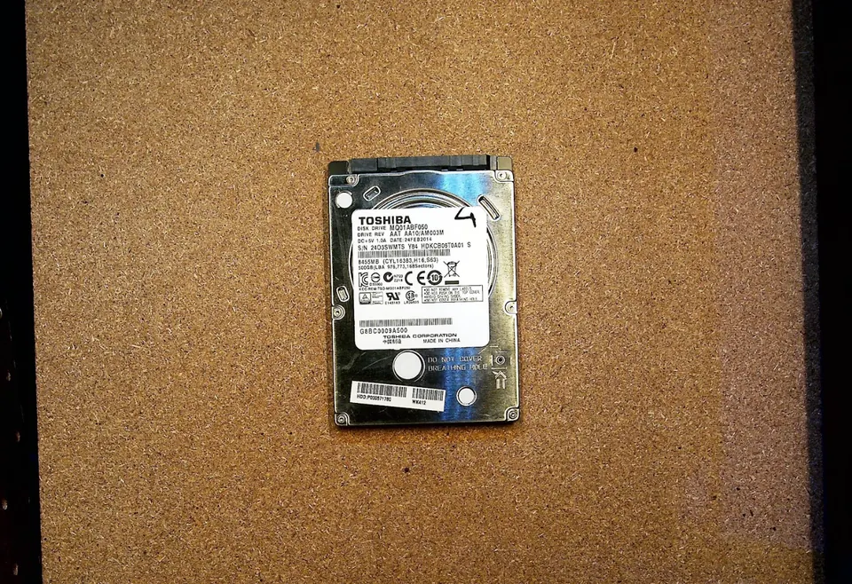 TOSHIBA PB35321KSUBW（1.0TB） の実機