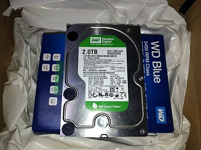 お預かりした WESTERN DIGITAL WD20EARS(2.0TB) の実機