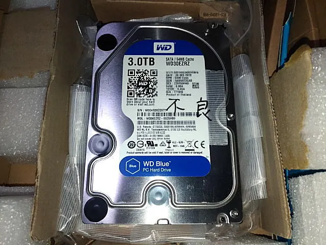 お預かりした WESTERN DIGITAL WD30EZRZ(3.0TB) の実機