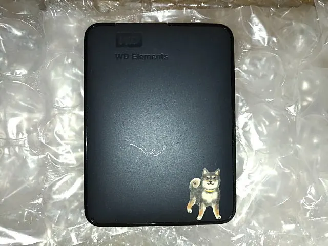 お預かりした WESTERN DIGITAL WDBUZG0010BBK-0B(1.0TB) の実機